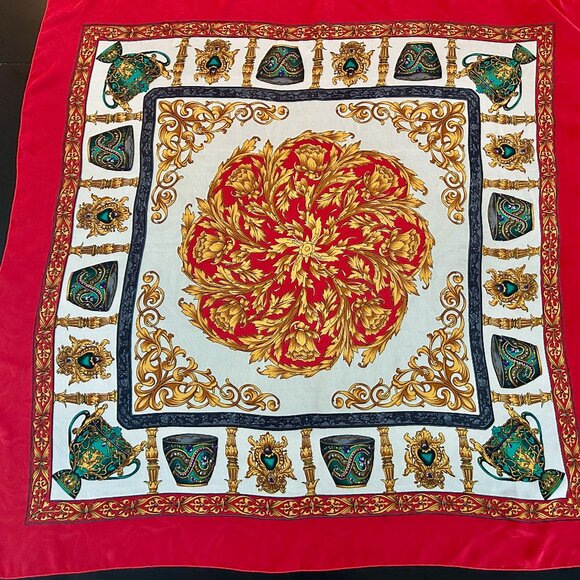 Colorful Florentine Design Scarf Grecian Urn Vases Gold Red Green 34" x 34" - Picture 1 of 10